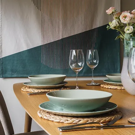 Apartment Hillcrest - 2 Bed Flat With Parking *