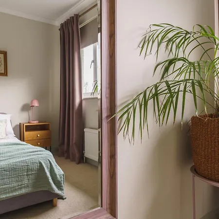 Hillcrest - 2 Bed Flat With Parking * Боунес-он-Уиндермер